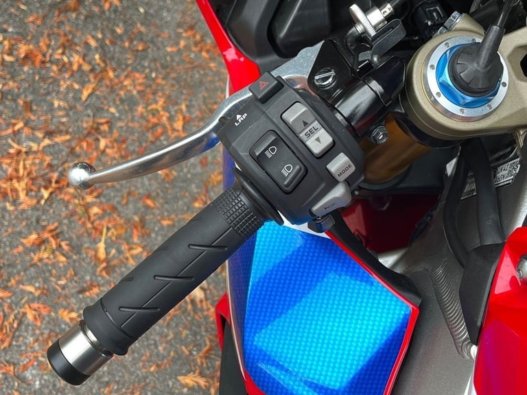 2019 Honda CBR 1000 S2-J Petrol red 6 Speed