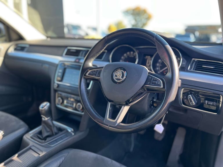 2014 Skoda Superb 1.6 TDI SE GreenLine III Estate 5dr Diesel Manual Euro 5 (s/s) (105 ps) Estate ...