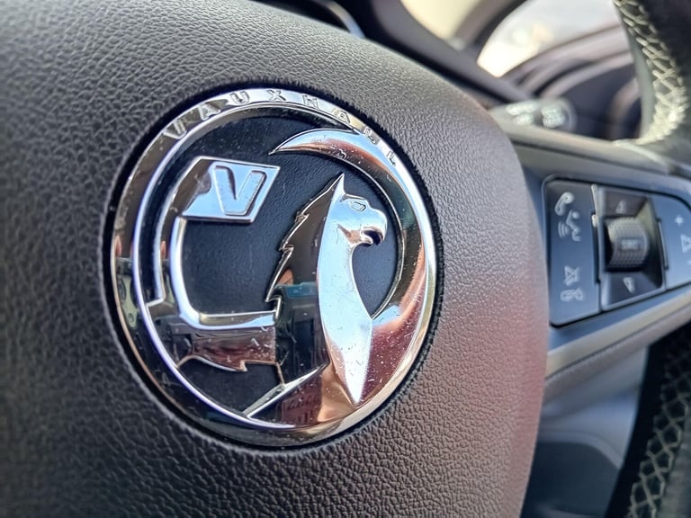2018 Vauxhall Insignia 1.5i Turbo Design Grand Sport Euro 6 (s/s) 5dr HATCHBACK Petrol Manual