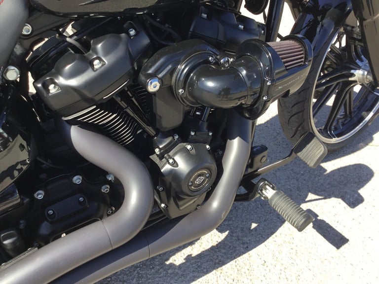 2020 Harley-Davidson BREAKOUT 114 Manual