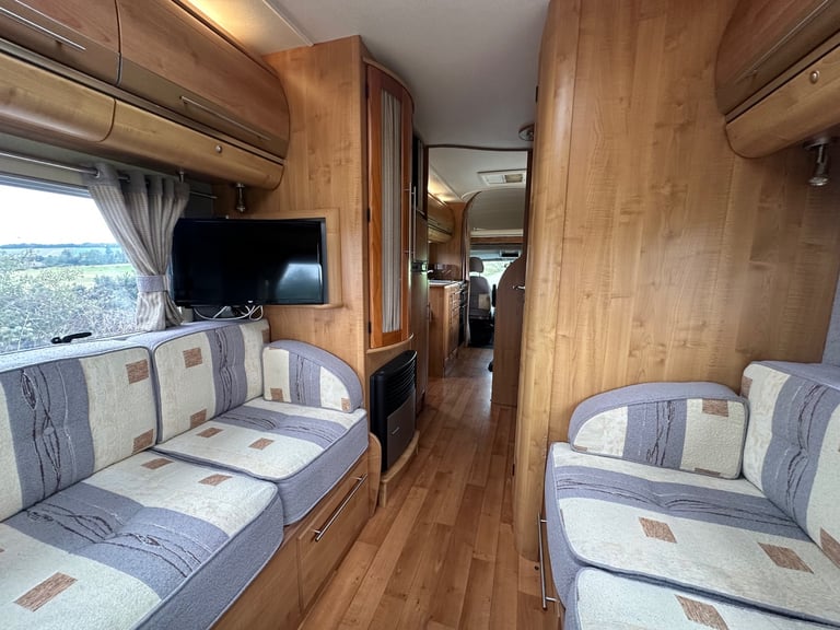 Motorhome autotrail scout se 6 berth u shape lounge 