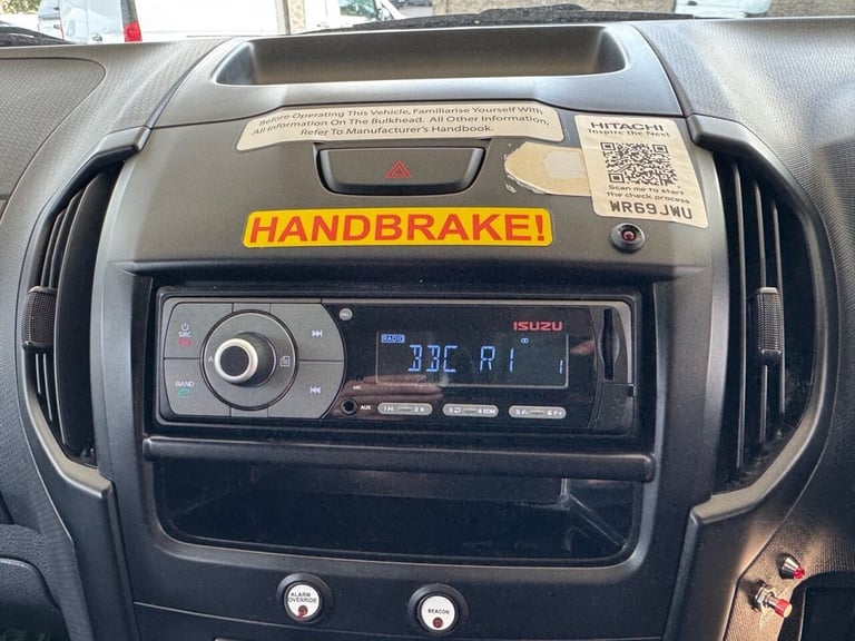 2019 69 ISUZU D-MAX 1.9TD EXTENDED CAB ROLLER SHUTTERS CAMERAS TOW PACK 4X4 EX E