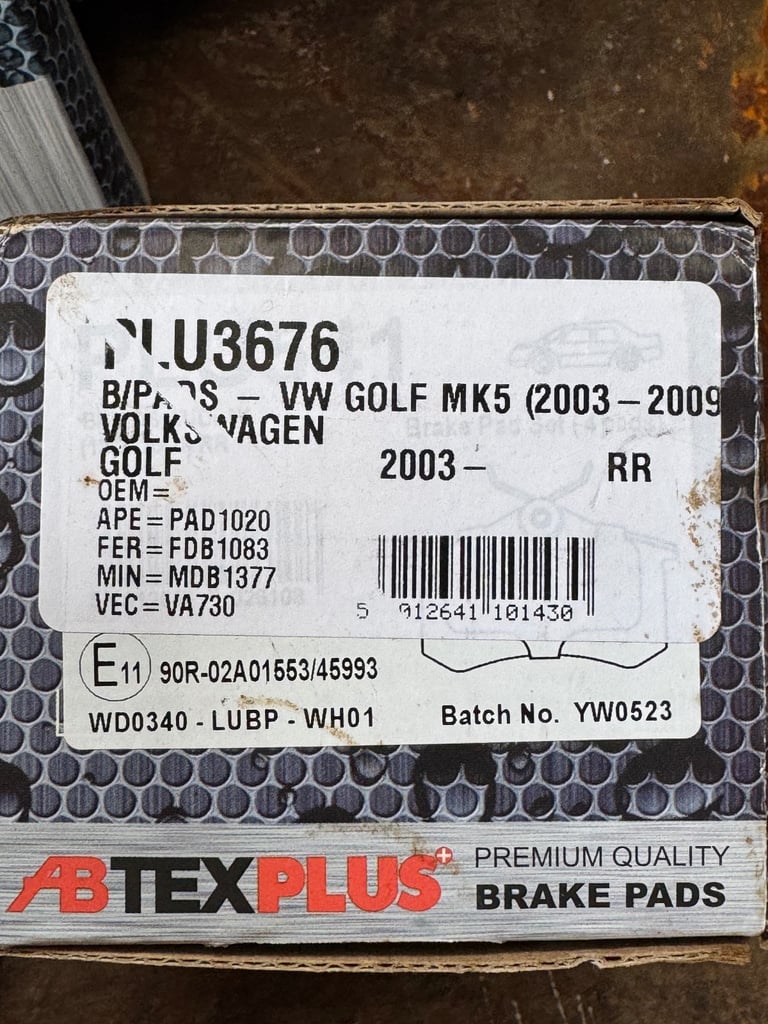 Volkswagen Golf brake pads New