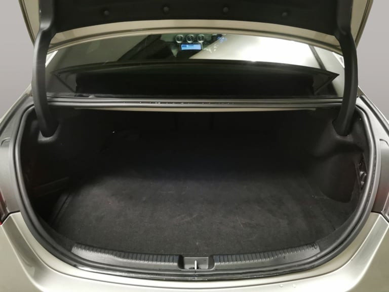 2022 Mercedes-Benz C Class 2.0 C300e 25.4kWh AMG Line (Premium) Saloon 4dr Petrol Plug-in Hybrid ...