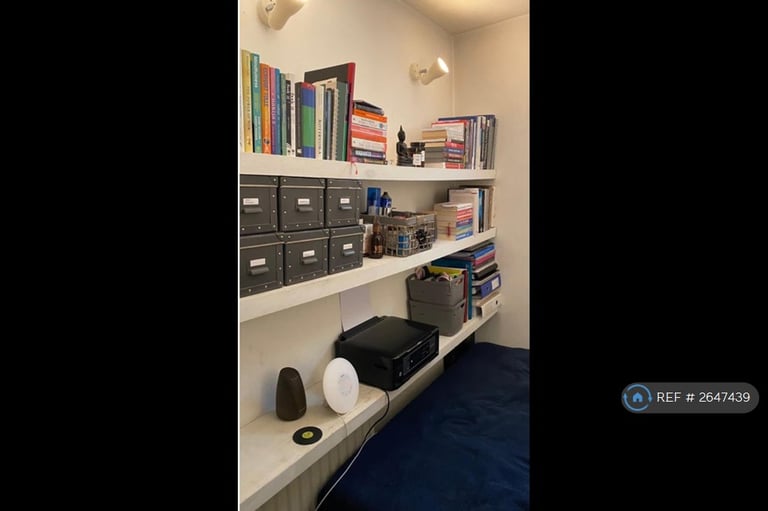 1 bedroom in Albany Mews, London, SE5 (#2647439)