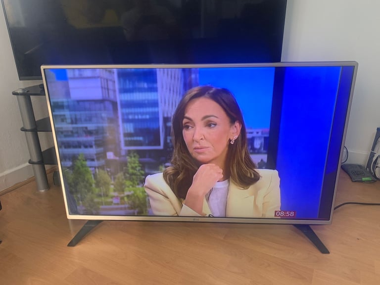 image for LG 42 Inch LED Tv (Not a smart tv)