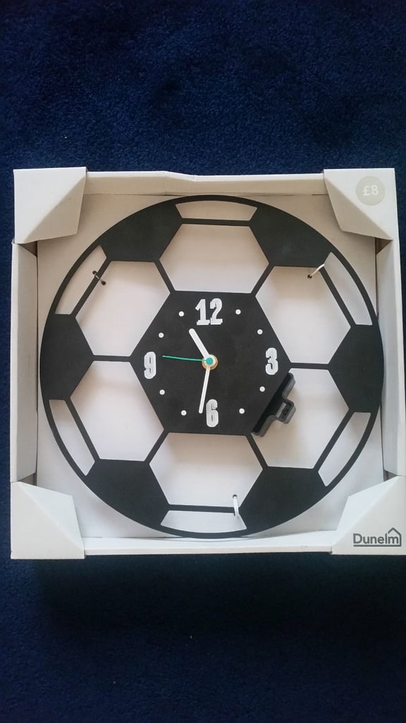 Dunelm Football Clock and Football Trivia 
