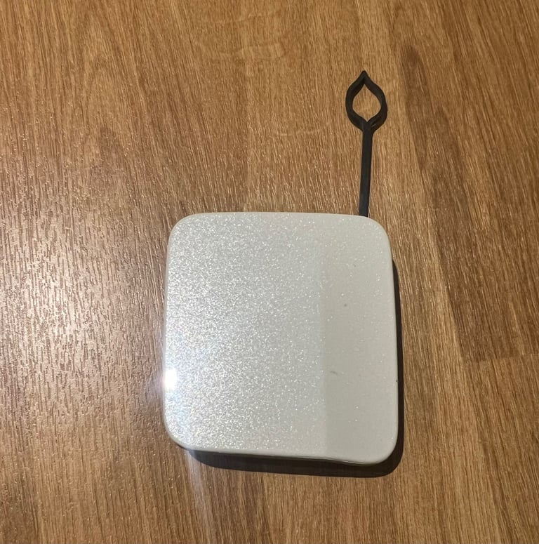 GENUINE NISSAN JUKE FRONT TOWING EYE COVER 