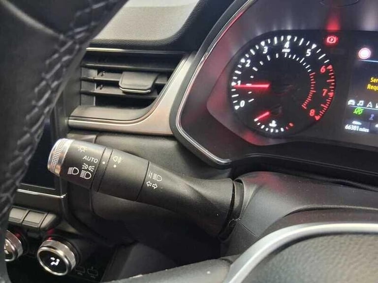 2020 Renault Captur 1.3 TCe Iconic SUV 5dr HATCHBACK Petrol Manual