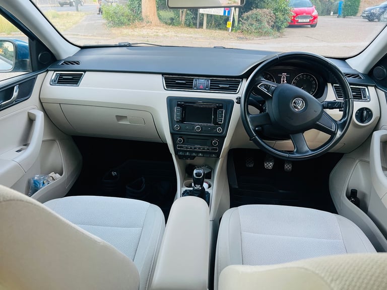 Skoda, RAPID, Hatchback, 2013, Manual, 1197 (cc), 5 doors