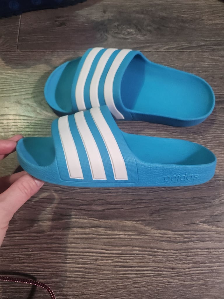 image for Boys adidas sliders size 1