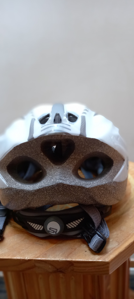 Cannondale SI Helmet In Mint Condition 