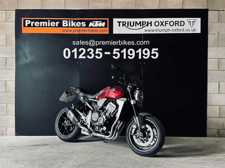 STUNNING 2019/19 HONDA CB1000R MOTORCYCLE 