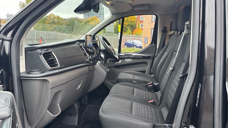 2023 Ford Transit Custom 2.0 EcoBlue 170ps Low Roof D/Cab Limited Van Auto PANEL VAN DIESEL Autom...