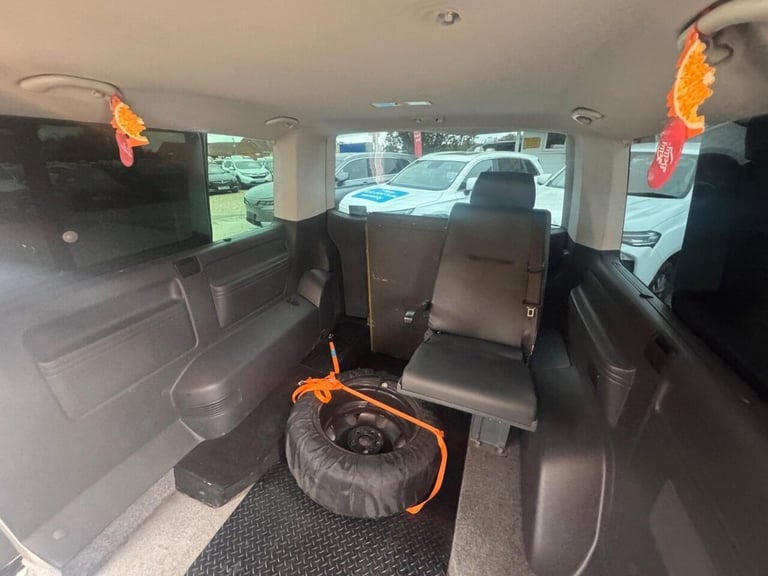 2015 Volkswagen Caravelle 2.0 BiTDI BlueMotion Tech SE DSG Euro 5 (s/s) 5dr MPV Diesel Automatic