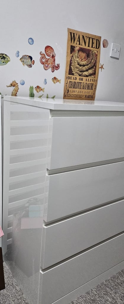 Drawer, like new 