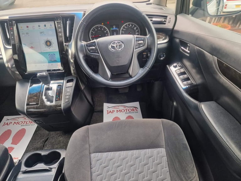2016 Toyota Alphard 2.5  Petrol Automatic