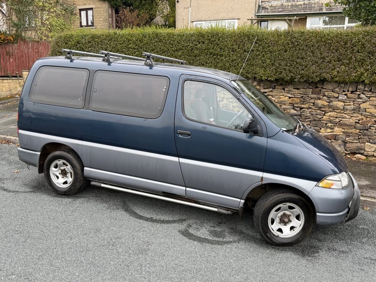 2004 Toyota Granvia 3.0TD AUTO 4X4 DIESEL BLUE  Diesel Automatic