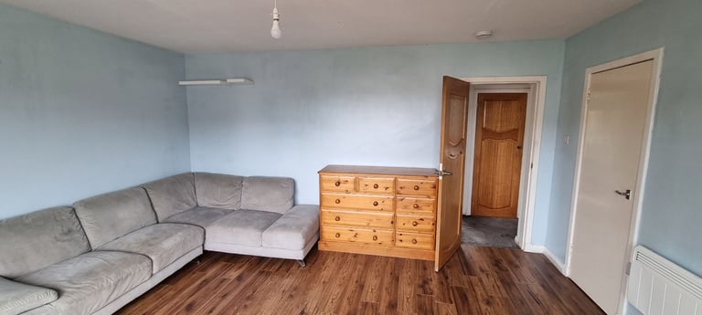 Clean bedroom in serene area for rent.