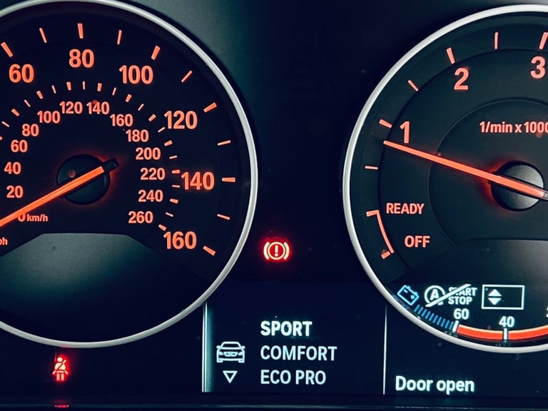 BMW 3 SERIES GRAN TURISMO 2.0 318D LUXURY GT 5 DOOR DIESEL MANUAL BLACK 320D