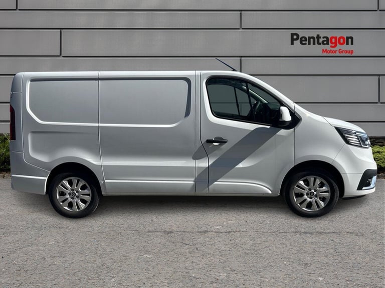  Renault Trafic Panel Van 2.0 Dci Blue 30 Extra Panel Van 5dr Diesel Manual Swb