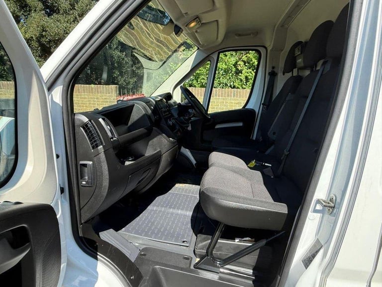 2020 70 PEUGEOT BOXER 2.2 BLUEHDI 335 PROFESSIONAL140BHP L2 H2 FRIDGE FREEZER VA