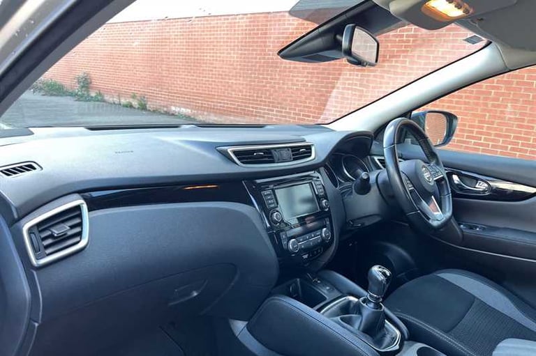 2020 Nissan Qashqai 1.3 DIG-T Acenta Premium SUV 5dr Petrol Manual Euro 6 (s/s) (140 ps) SUV Petr...