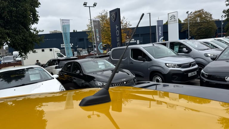 2023 Peugeot 208 1.2 PureTech Allure Premium + Hatchback 5dr Petrol EAT Euro 6 (s/s) (100 ps Hatc...