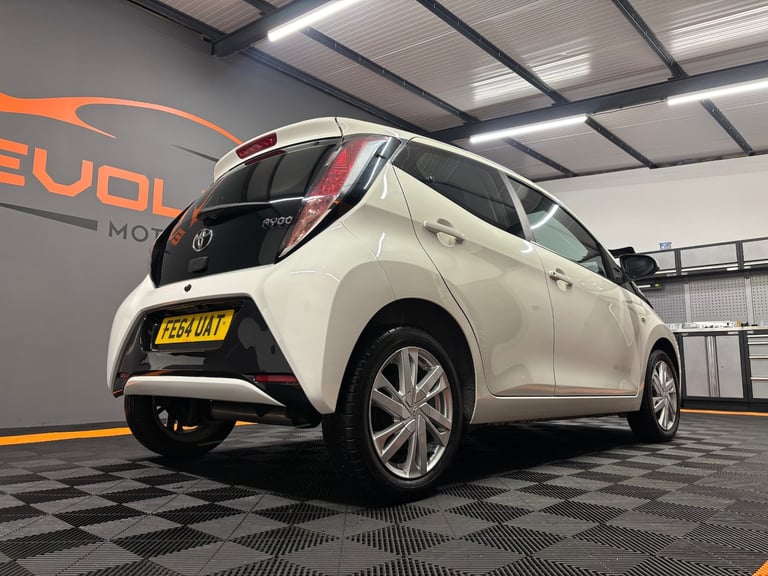 2014 Toyota AYGO 1.0 VVT-i X-Pression 5dr x-shift HATCHBACK Petrol Manual