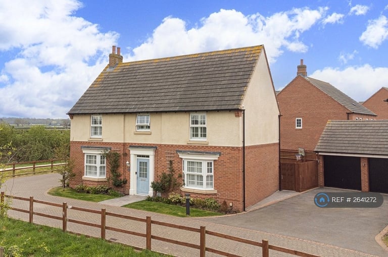 5 bedroom house in Wright Close, Leicester, LE8 (5 bed) (#2641272)