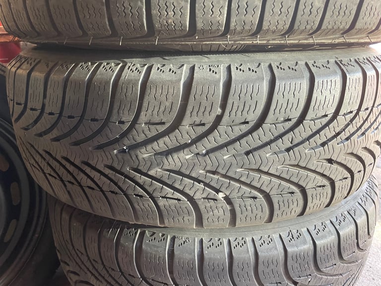 Ford fiesta 14 inch steel wheels and very good winter tyres 4x108