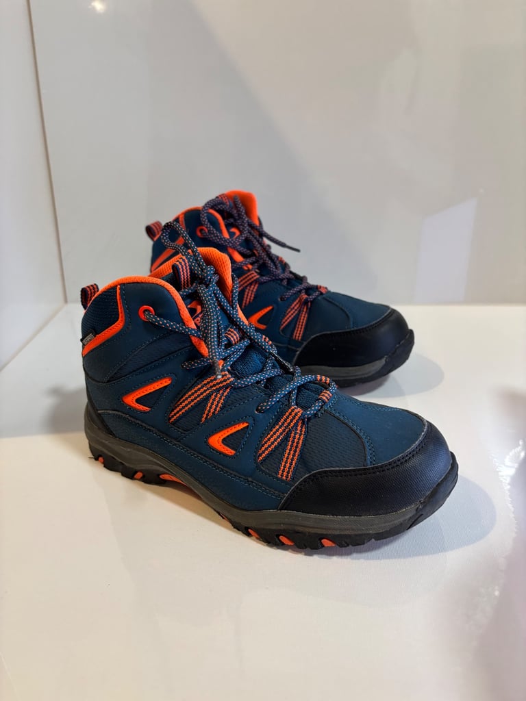Trespass Gillon II Kids Walking Boots