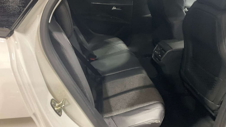 2018 Peugeot 3008 1.2 PureTech Allure 5dr HATCHBACK PETROL Manual