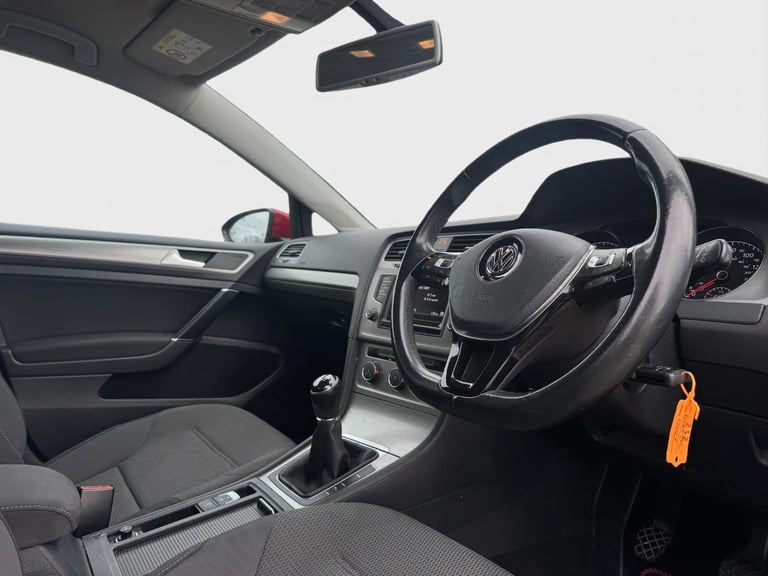 2015 Volkswagen Golf 1.6 TDI 110 Match 5dr - AUTO LIGHTS - PARKING SENSORS HATCHBACK Diesel Autom...