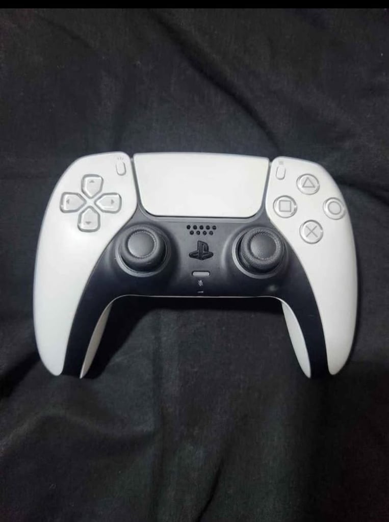 Ps5 slim digital edition 1tb with orginal DualSense controller