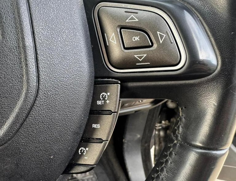 Land Rover, RANGE ROVER EVOQUE, Estate, 2018, Manual, 1999 (cc), 5 doors