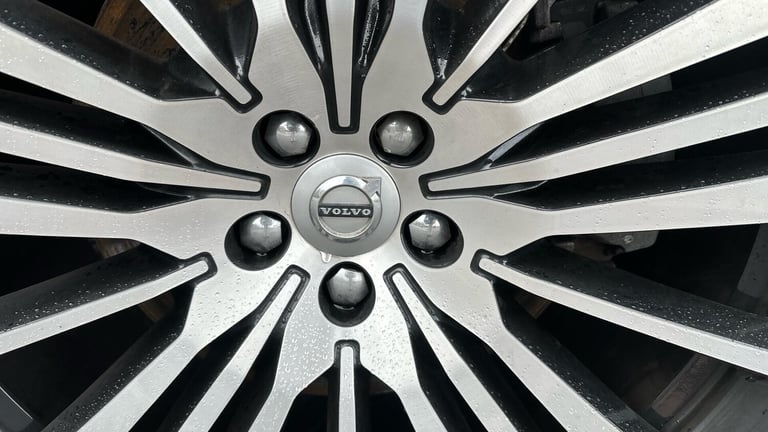 2021 Volvo XC90 2.0 T8 Recharge PHEV Inscription Pro 5dr AWD Auto ESTATE PETROL/ELECTRIC Automatic