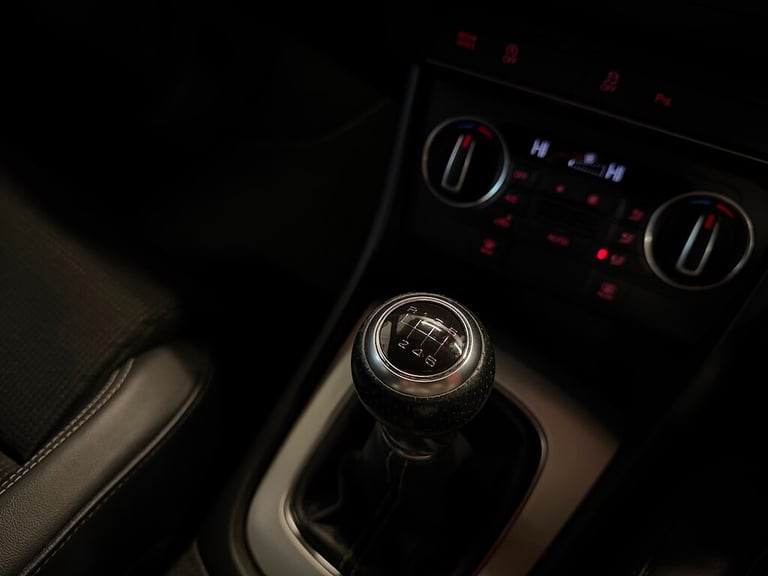 2018 Audi Q3 2.0 TDI S line Edition SUV 5dr Diesel Manual quattro Euro 6 (s/s) (150 ps) SUV Diese...