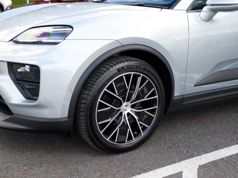 2024 Porsche Macan 4 Electric SUV Electric Automatic