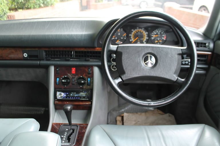 1990 Mercedes-Benz S-Class 300 SE 4dr Auto [4] SALOON Petrol Automatic