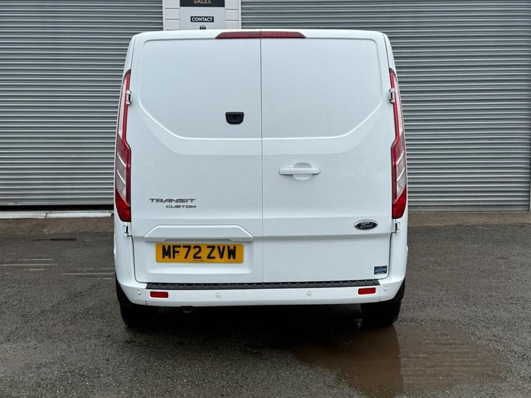2022 Ford Transit Custom 2.0 EcoBlue 130ps Low Roof D/Cab Limited Van PANEL VAN DIESEL Manual
