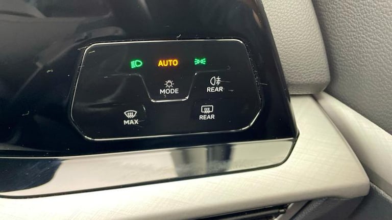 2022 Volkswagen Golf 1.5 TSI Life 5dr Manual Hatchback Petrol Manual