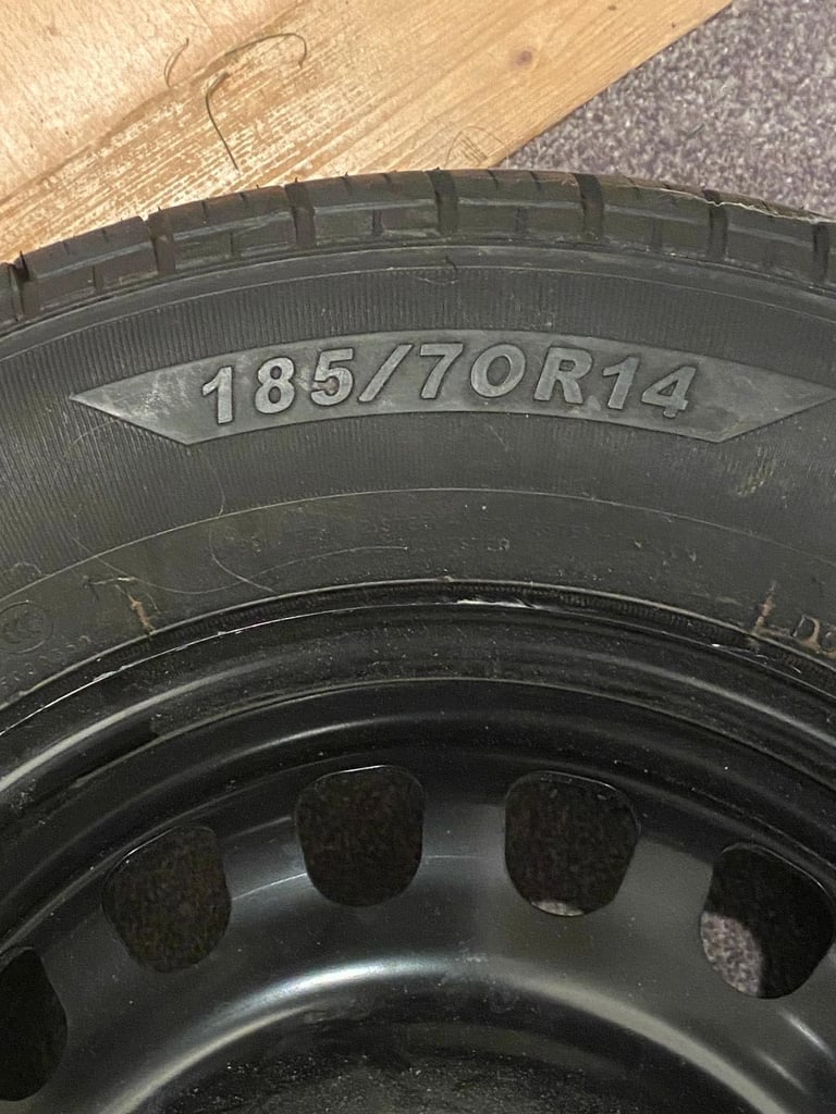 Evergreen EH22 tyre and steel wheel 185/70 R14
