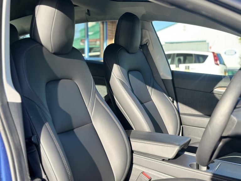 2021 Tesla Model 3 (Dual Motor) Long Range Saloon 4dr Electric Auto 4WDE (346 ps) Saloon Electric...