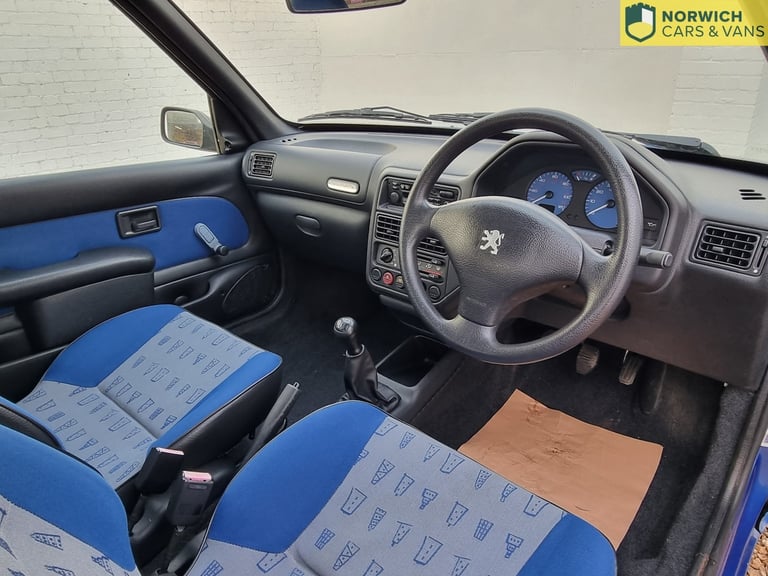 PEUGEOT 106 1.1 Independence Limited Edition 2002