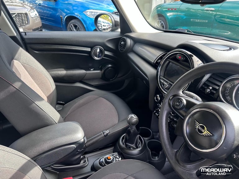 2020 MINI Hatch 1.5 Cooper Classic Euro 6 (s/s) 5dr HATCHBACK Petrol Manual