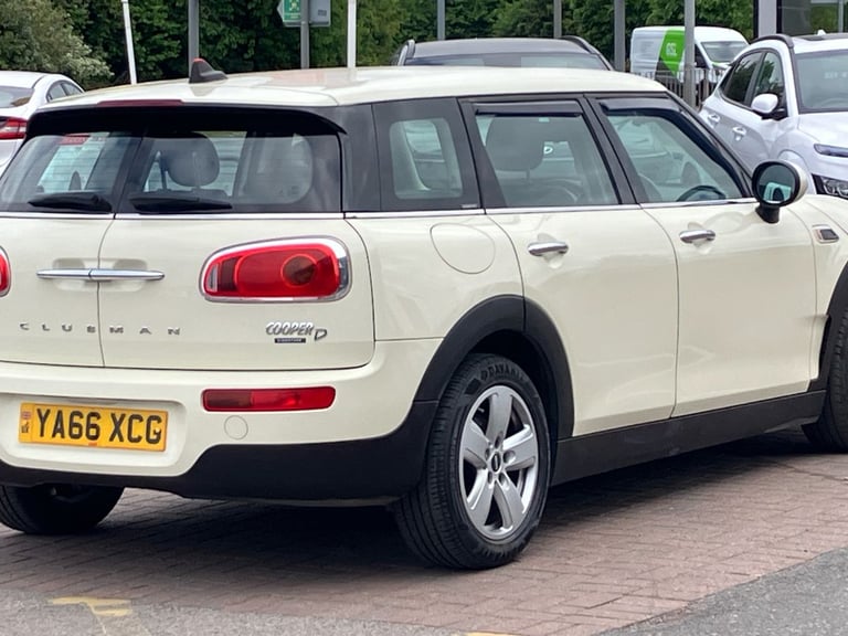 2016 MINI Clubman 2.0 Cooper D 6dr Estate DIESEL Manual