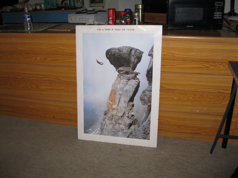 FREE CLIFF LEAP OF FAITH PICTURE FRAME  GUNNISLAKE 