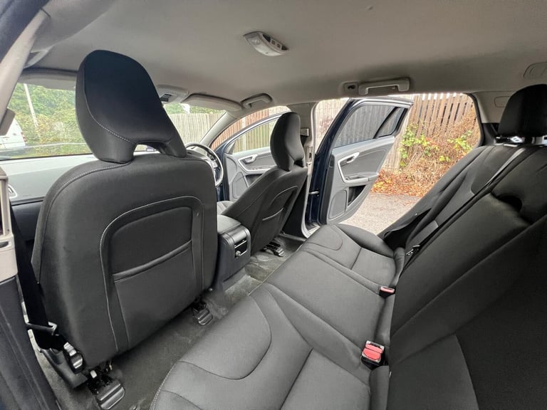 2014 Volvo V60 D4 [181] Business Edition 5dr ESTATE Diesel Manual