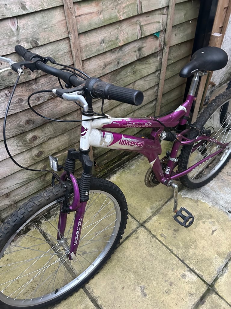image for Universal orbit mountain bike 26 in